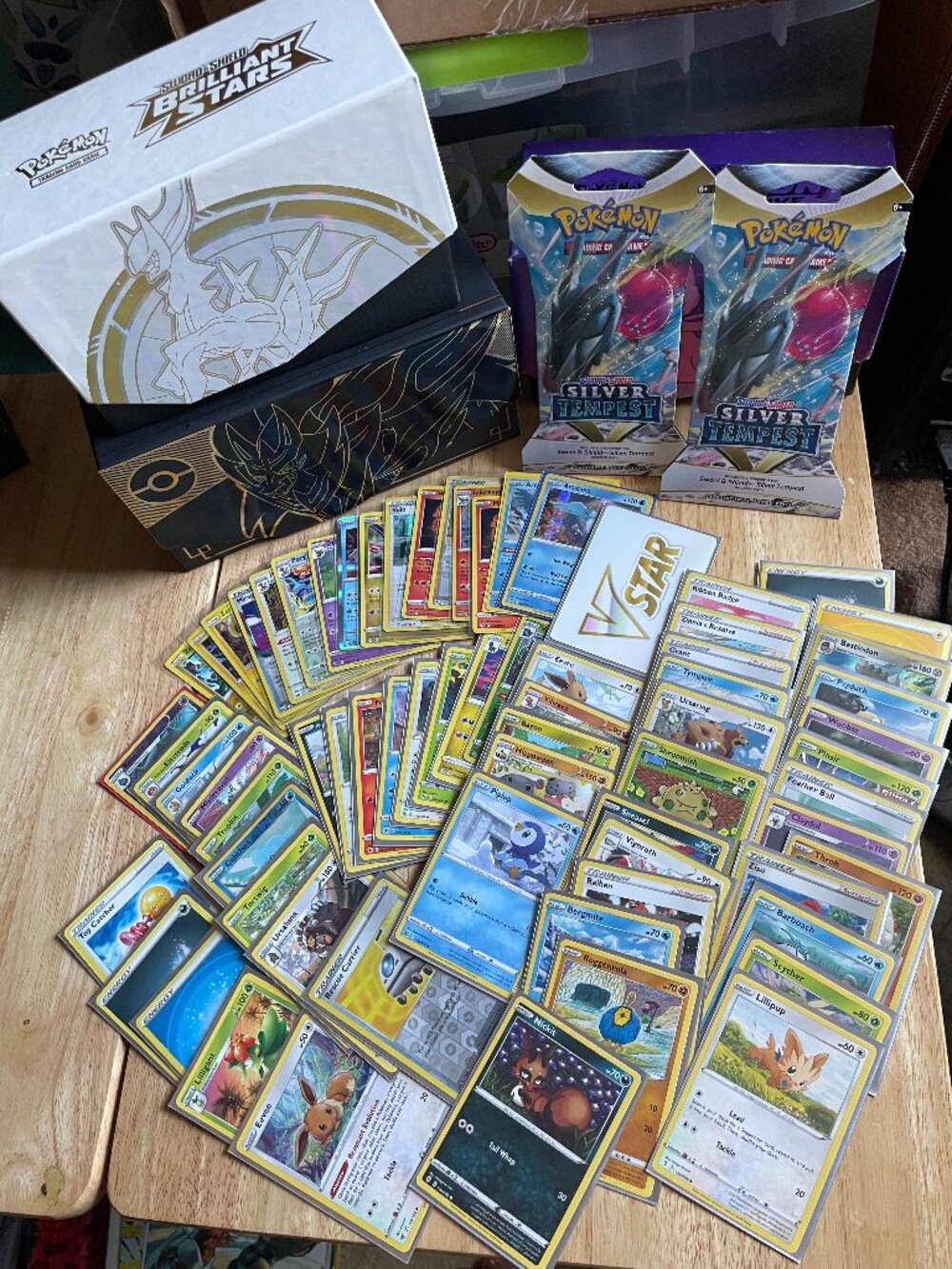 PokΓ©mon Sword & Shield 79 Card Lot + 2 Boxes + 2 Silver Tempest Booster Packs